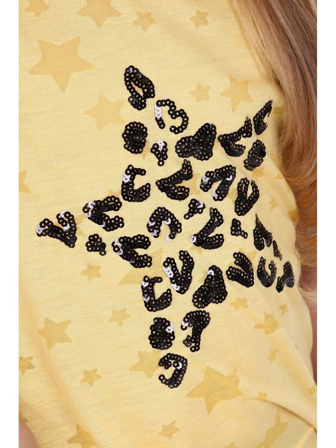 T-shirt with a yellow sequin star NDZ8415 - Online store - Boutique